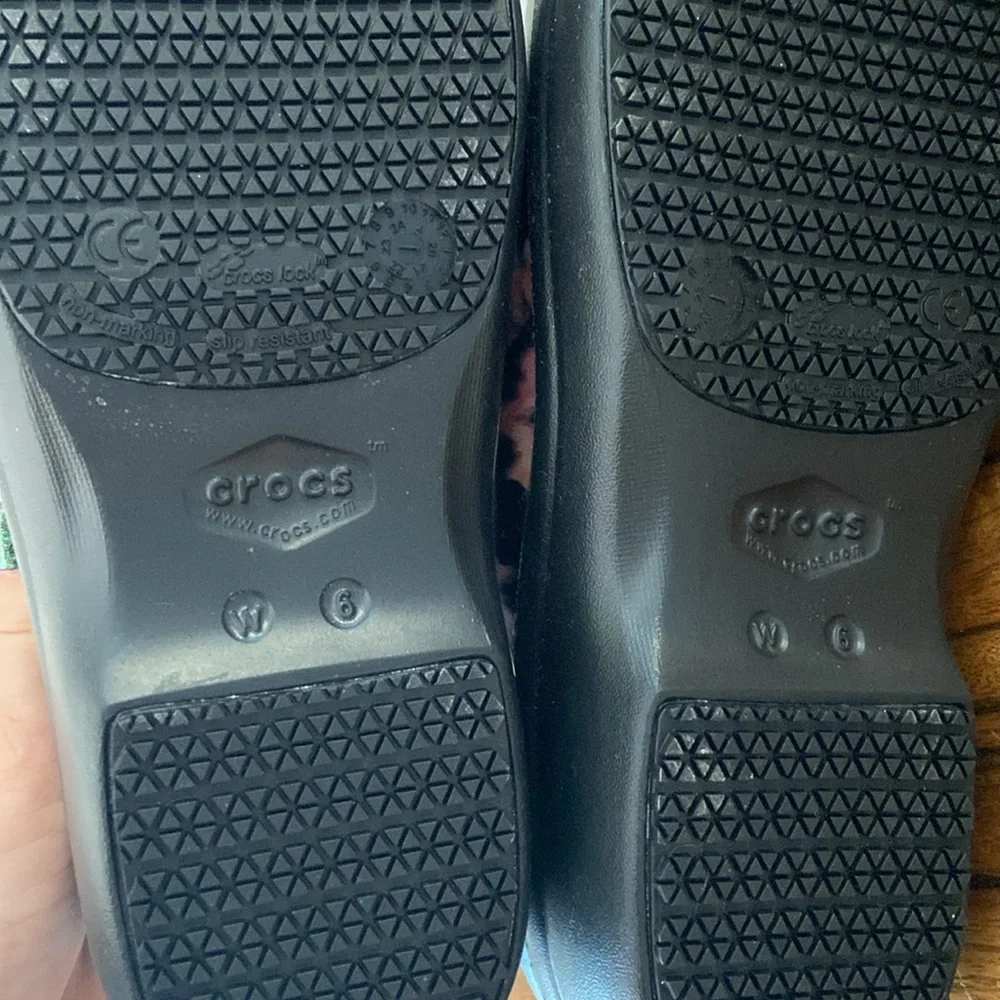 Crocs At Work - Picture 5 of 6